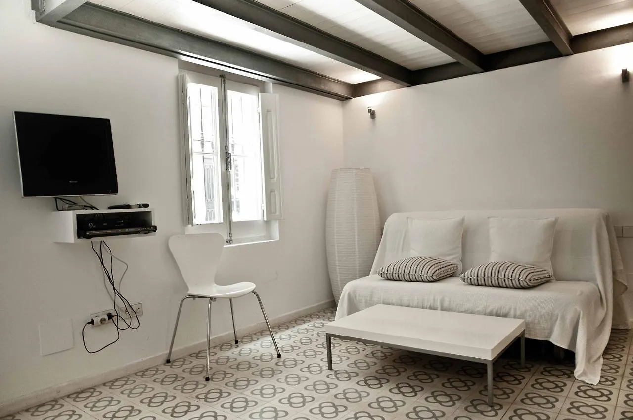Barceloneta Suites Apartments Market