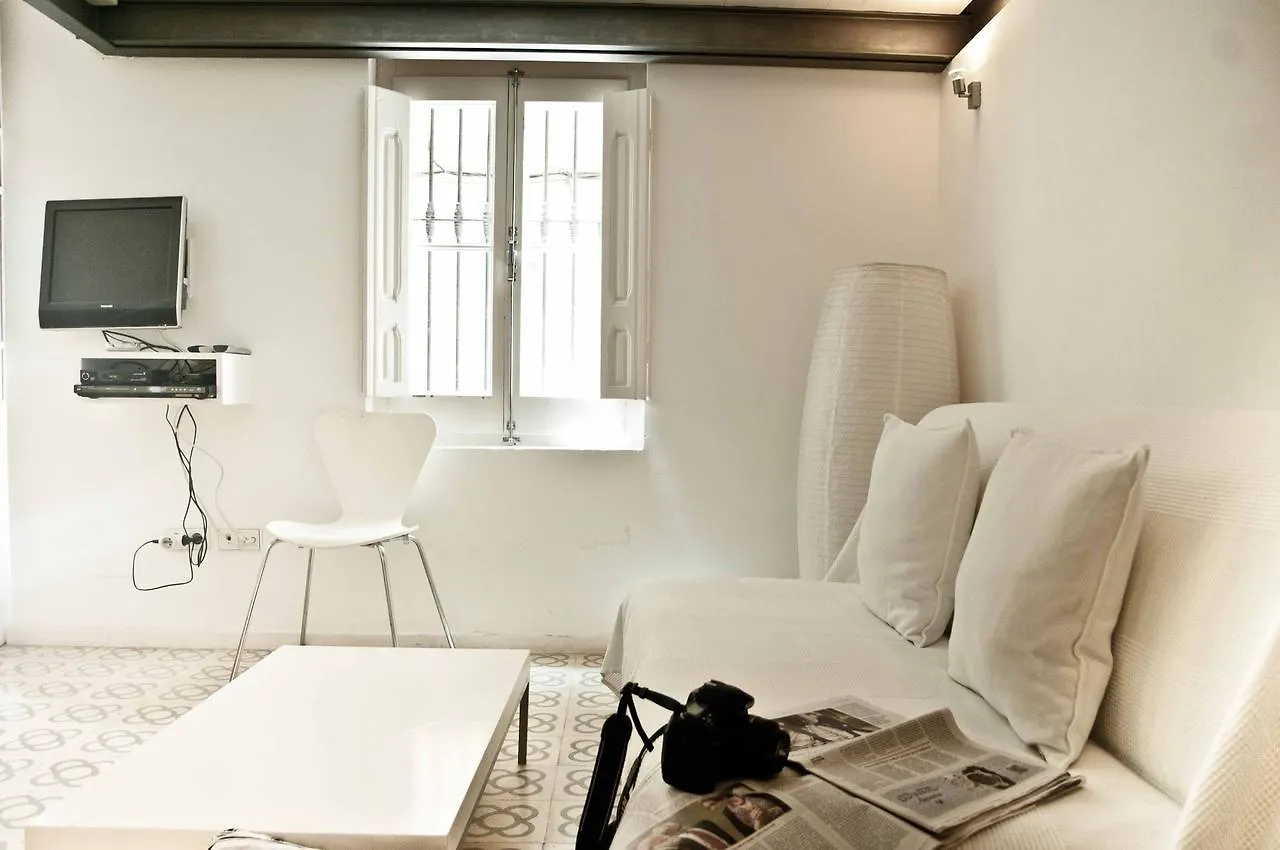 Barceloneta Suites Apartments Market  Barcelona