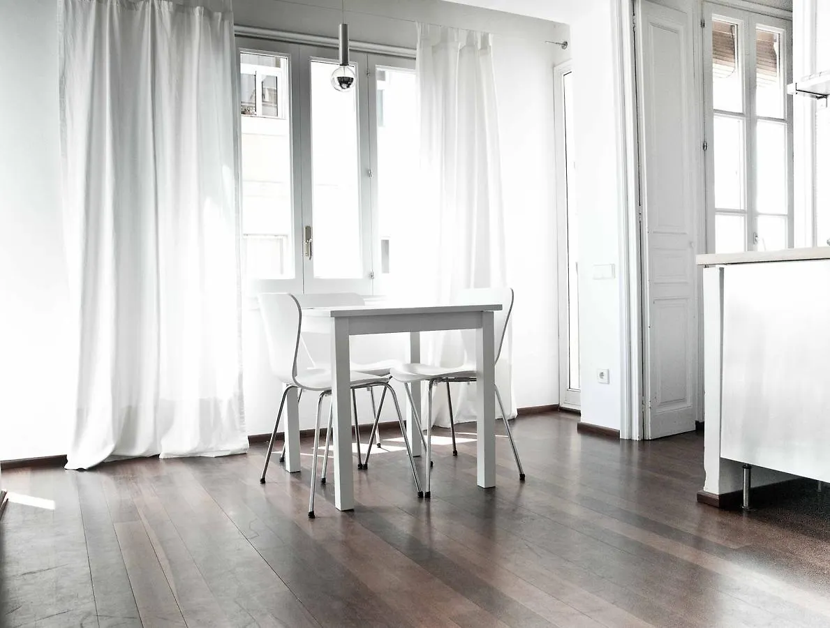 Barceloneta Suites Apartments Market Hiszpania